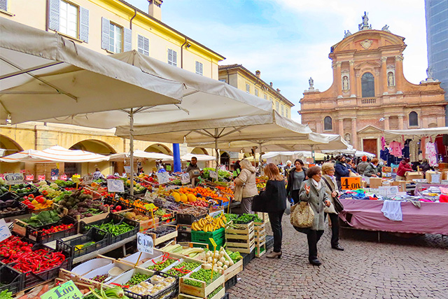 markets-reggio-emilia.jpg