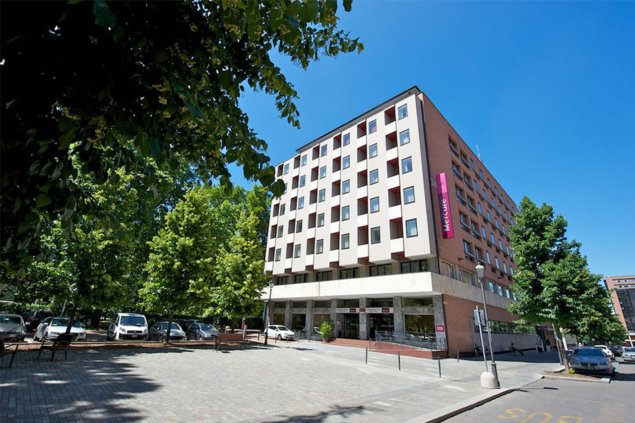 Mercure Hotel Astoria
